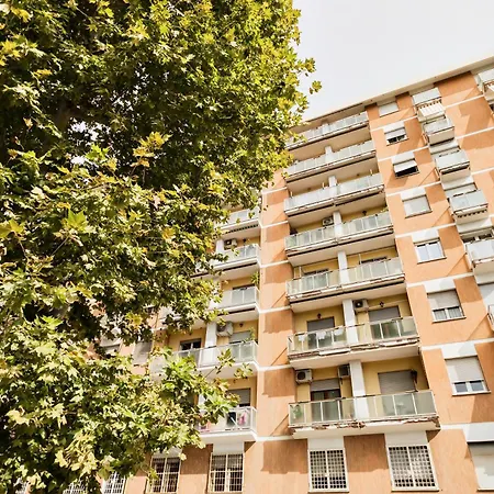 Stepahouse Zona San Paolo Elegante Bilocale A 2 Minuti Dalla Metro B Lejlighed Rom