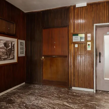 Stepahouse Zona San Paolo Elegante Bilocale A 2 Minuti Dalla Metro B Lägenhet