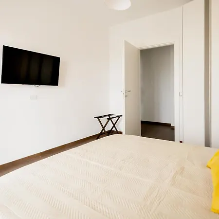 Stepahouse Zona San Paolo Elegante Bilocale A 2 Minuti Dalla Metro B * Řím