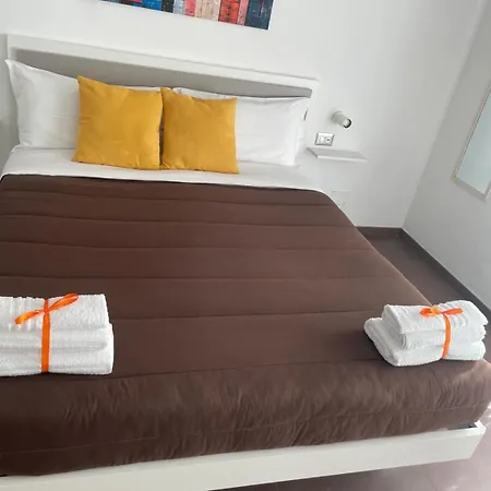 Stepahouse Zona San Paolo Elegante Bilocale A 2 Minuti Dalla Metro B Apartmán Řím