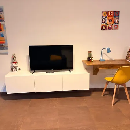 Stepahouse Zona San Paolo Elegante Bilocale A 2 Minuti Dalla Metro B Apartmán Řím